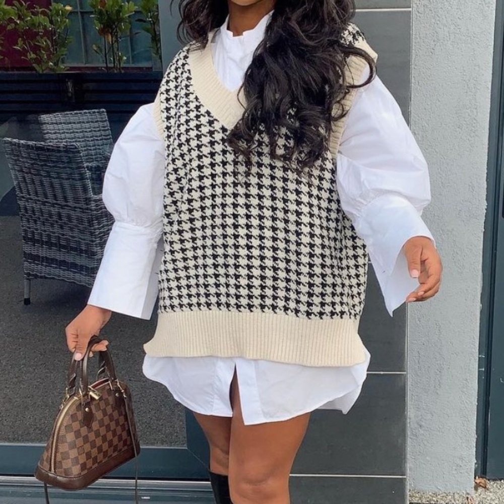 Houndstooth Pattern Sweater Vest
